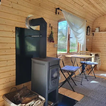 豪华帐篷 Glamping Maringotka77