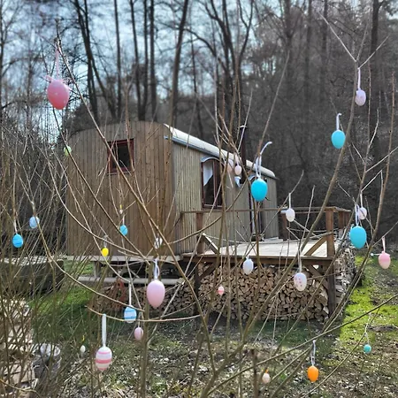 Glamping Maringotka77 * Protivec